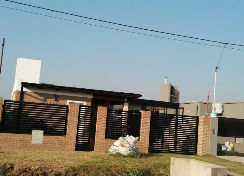 Terreno disponible para la en Venta en Rosario · frente 10 m · largo 32 m · 320 m² de lote · dueño directo - Imagen 4