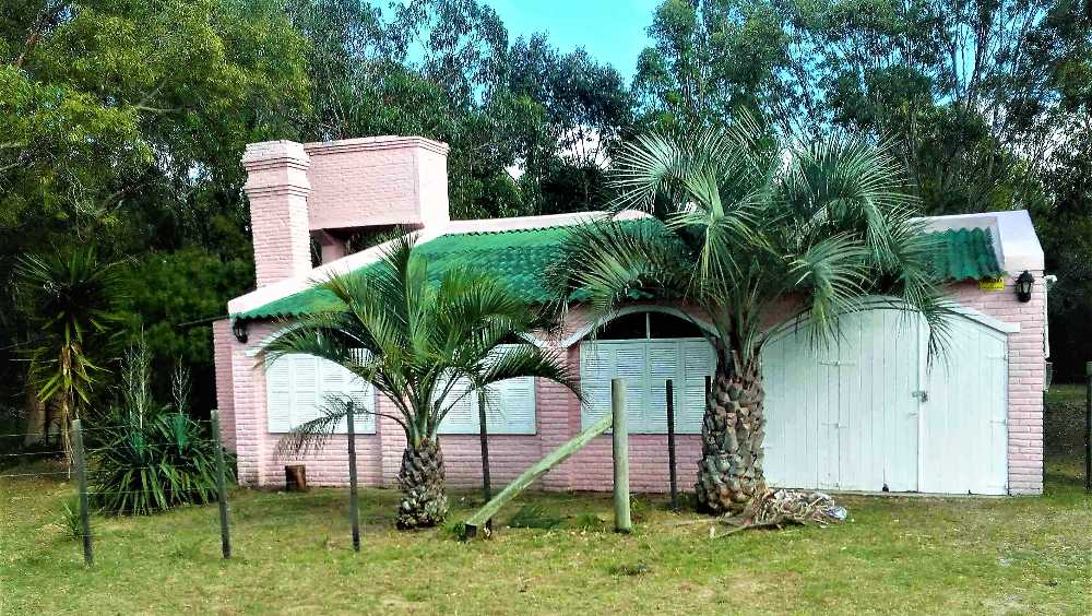 en alquiler casa y tres caba�as en el balneario la esmeralda rocha uruguay - Imagen 1
