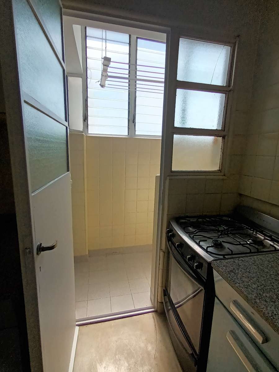 Departamento en Olivos para en Venta · dueño directo · 3 dorm · 4 ambientes - Imagen 2