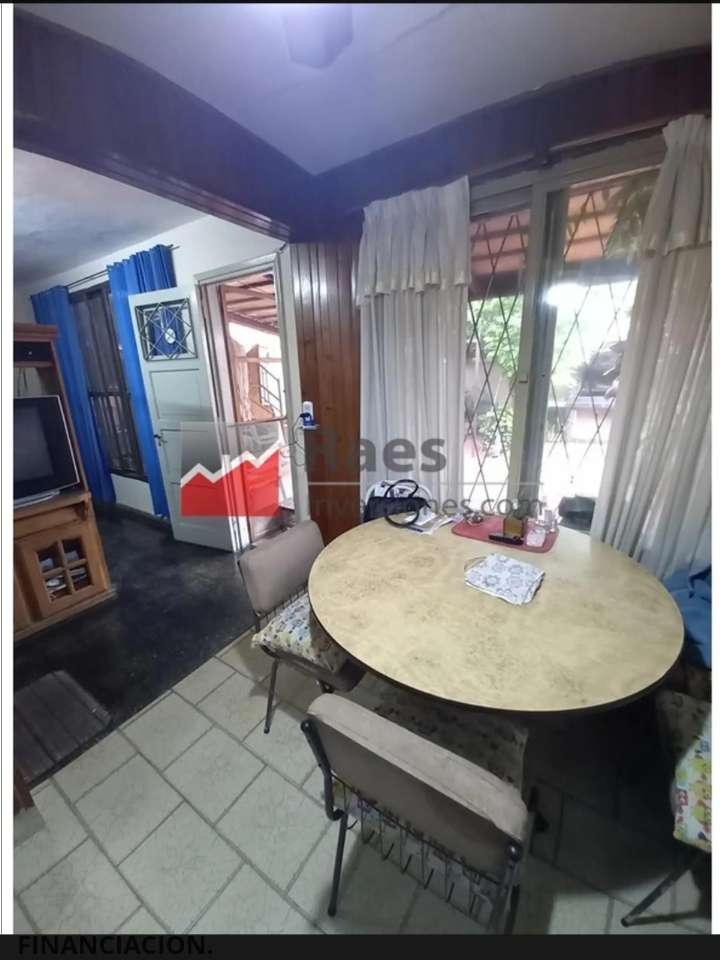 Olegario Victor Andrade 100, 