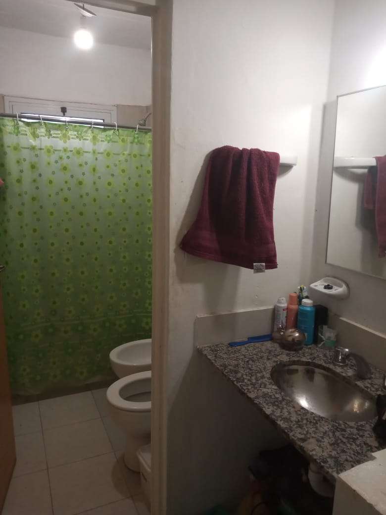 Casa en Venta en Córdoba con · dueño directo · 2 dorm · 4 ambientes · 285 m² de lote - Imagen 4