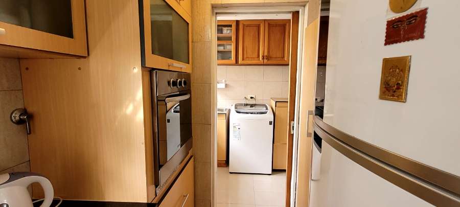 Casa en Venta en Neuquén con · dueño directo · 3 dorm · 2 cocheras · 500 m² de lote - Imagen 3