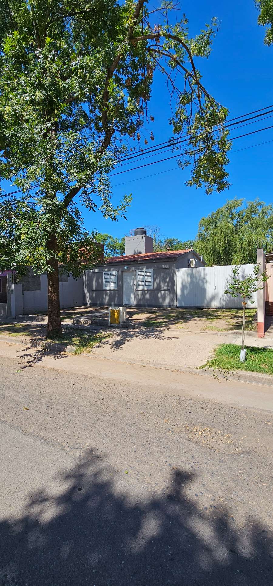 Casa en Venta en General Deheza, · dueño directo · 2 dorm · cochera · 260 m² de lote - Imagen 4