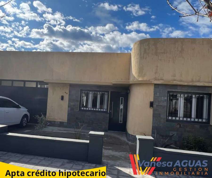 Casa en Venta Fleming 40°, General Alvear - Imagen 1