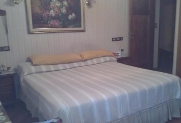 Casa en Venta en Córdoba · dueño directo · 4 o más dorm · 2 cocheras · 612 m² de lote - Imagen 4