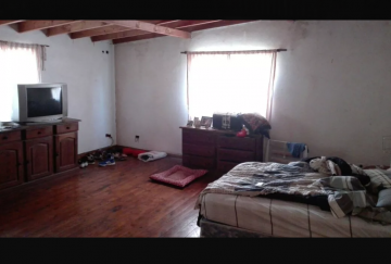 Casa disponible en Francisco Alvarez · dueño directo · 2 dorm · 300 m² de lote - Imagen 5