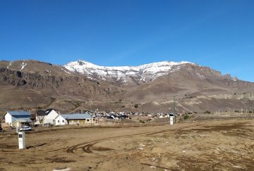 Terreno disponible para la en Venta en San Martín de los Andes · frente 165 m · largo 212 m · 350 m² de lote · dueño directo - Imagen 1