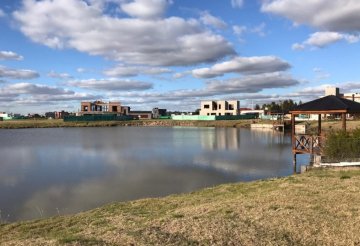 Excelente Terreno en Canning en Venta · frente 20 m · largo 34 m · 690 m² de lote · barrio privado - Imagen 3