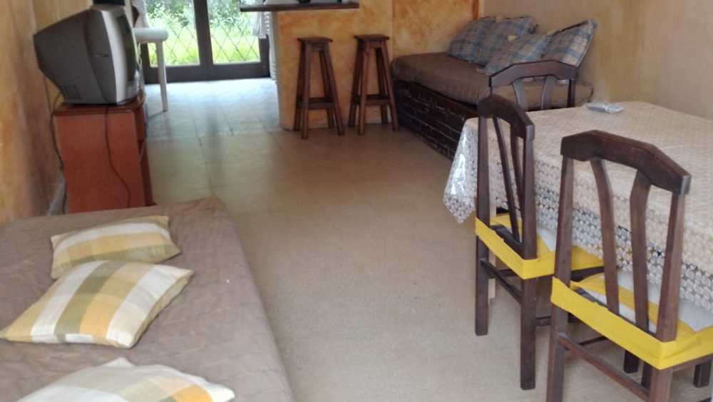 Casa en Mar del Plata: en Temporario · dueño directo · 2 dorm · cochera · 185 m² de lote - Imagen 3