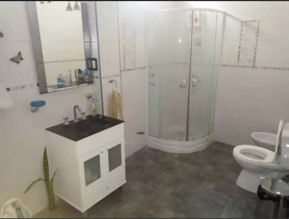 nicolas davila 2484, 