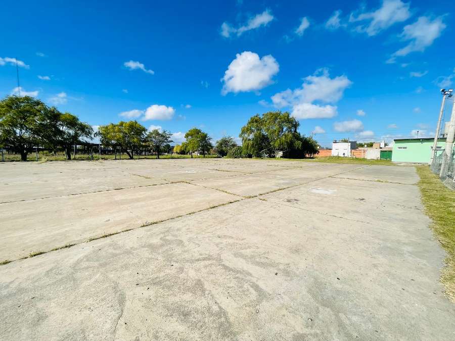 Av. Arturo Allió Esq. Garay    , 