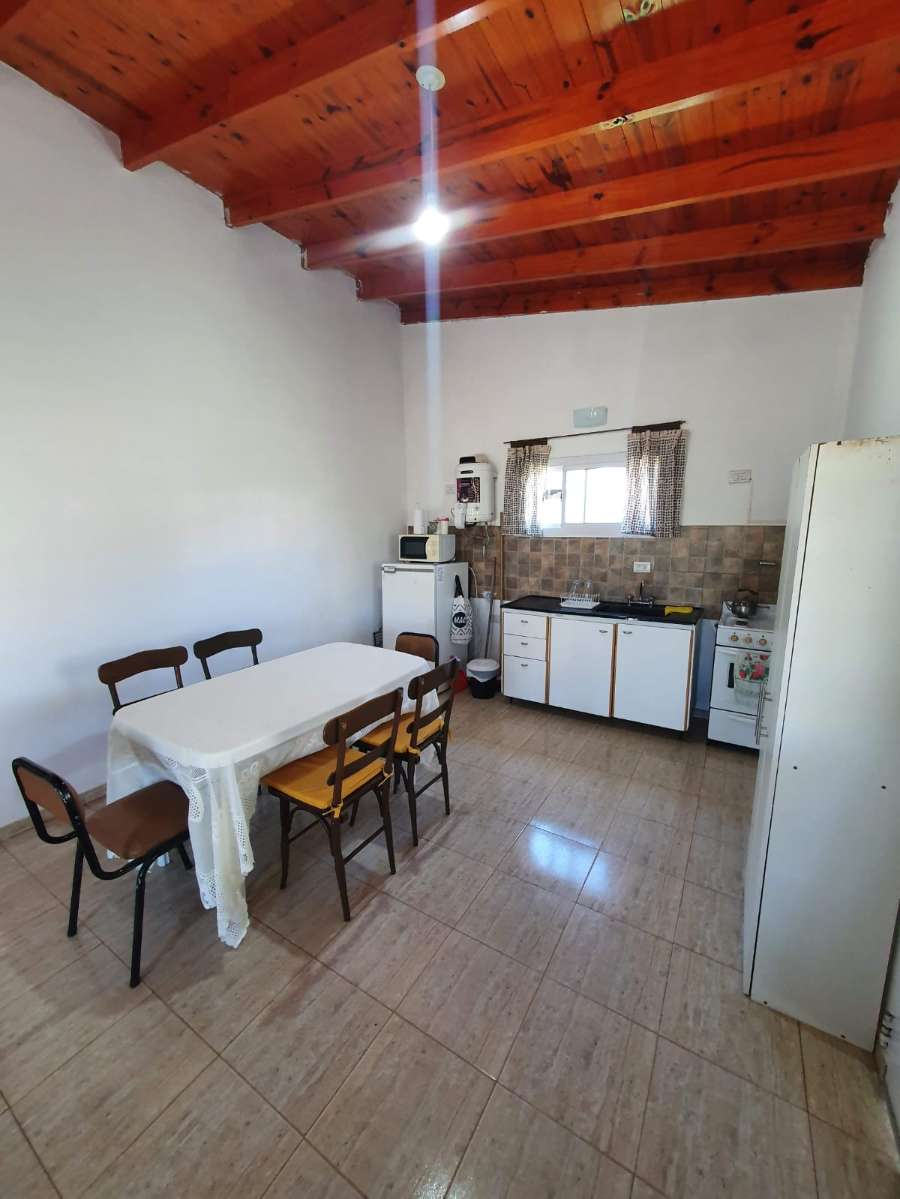 Casa disponible en Villa del Dique · dueño directo · 2 dorm · cochera · 600 m² de lote - Imagen 2