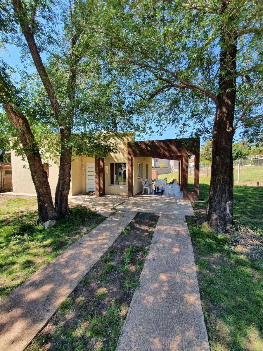 Casa disponible en Villa del Dique · dueño directo · 2 dorm · cochera · 600 m² de lote - Imagen 5