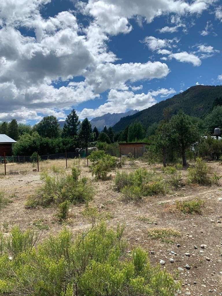 Terreno en Venta en Lago Puelo con · frente 12 m · largo 4.172 m · 498 m² de lote · dueño directo - Imagen 2