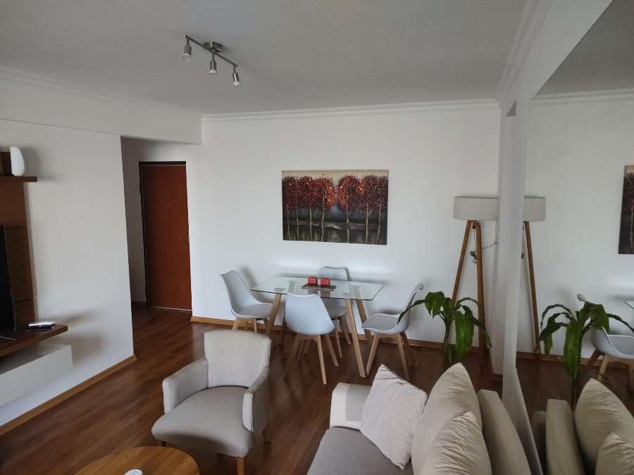 En Colegiales, Departamento en Venta · barrio con seguridad · dueño directo · 2 dorm · cochera - Imagen 3