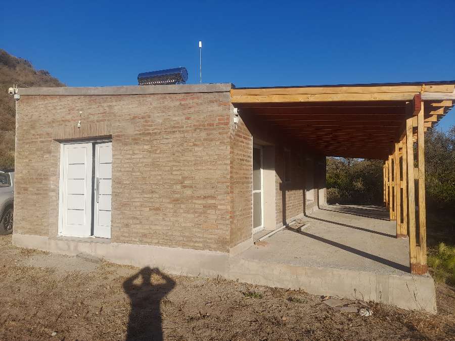 Campo en Venta en San Luis · dueño directo · 2 dorm · cochera · 5 ha - Imagen 2