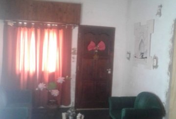 Casa disponible en Bahía Blanca · dueño directo · 1 dorm · 246 m² de lote - Imagen 3