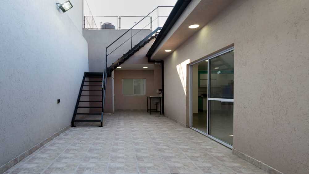 Venta Casa 3 AMB a estrenar con terraza y cochera en Lugano  - Imagen 1