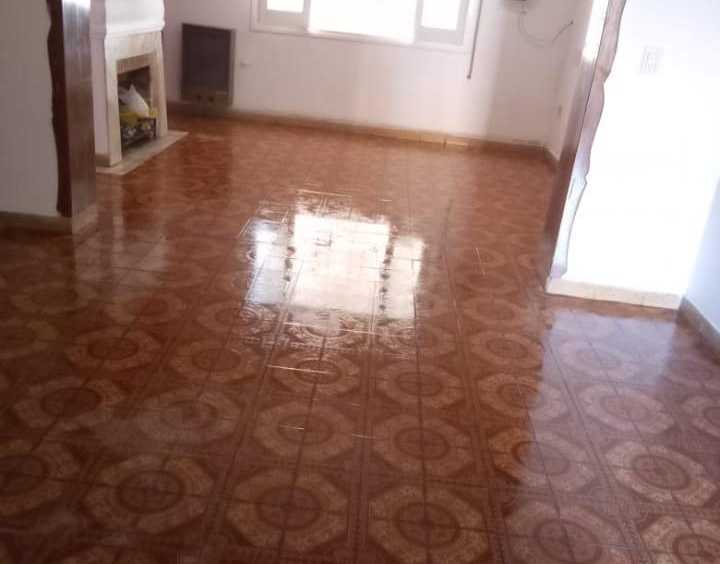 Casa en Venta en Río Cuarto con · 2 dorm - Imagen 2