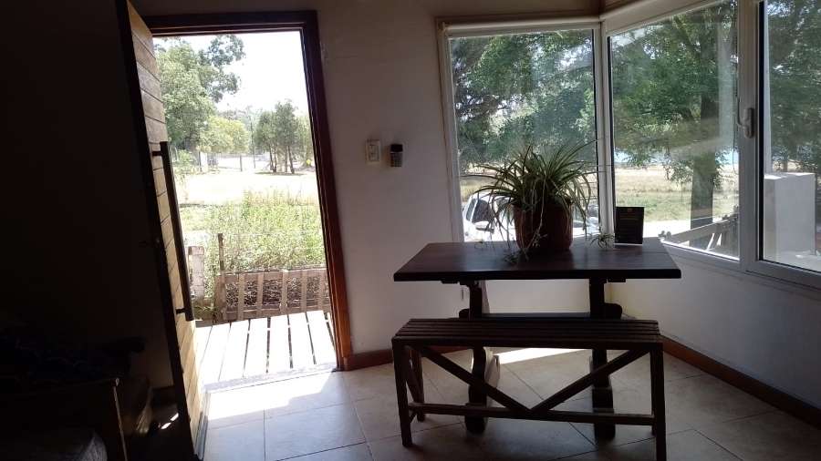 Casa en Venta en Necochea con · dueño directo · 2 dorm · cochera · 300 m² de lote - Imagen 2