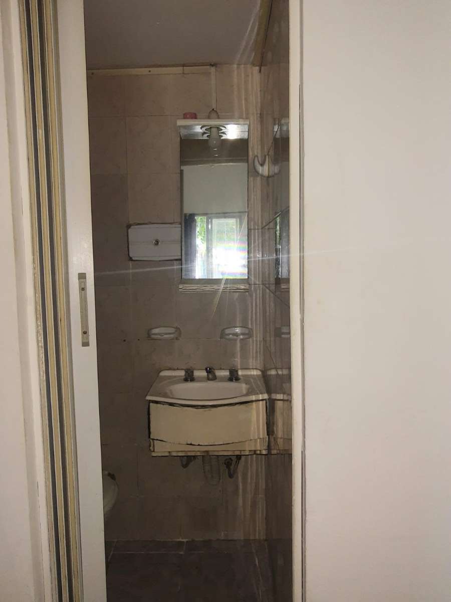 Departamento en Alquiler en Castelar con · dueño directo · 1 dorm · 2 ambientes · 40 m² de lote - Imagen 5