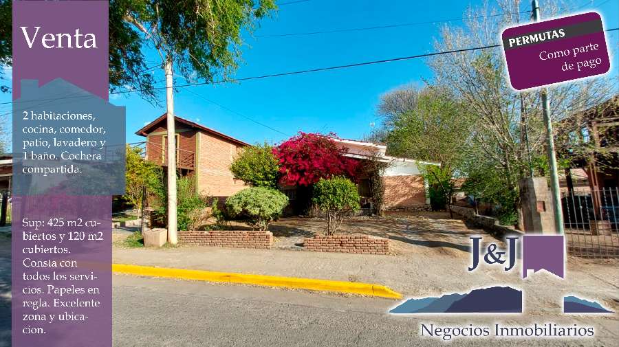 Casa en Venta en Merlo con · 3 dorm · 5 ambientes · cochera · 425 m² de lote - Imagen 1