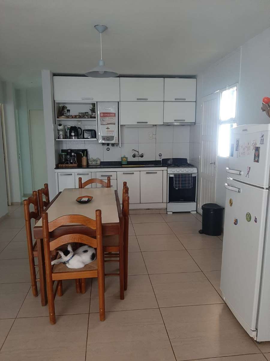 Casa en Venta en Rivadavia · dueño directo · 3 dorm · 3 cocheras · 250 m² de lote - Imagen 4