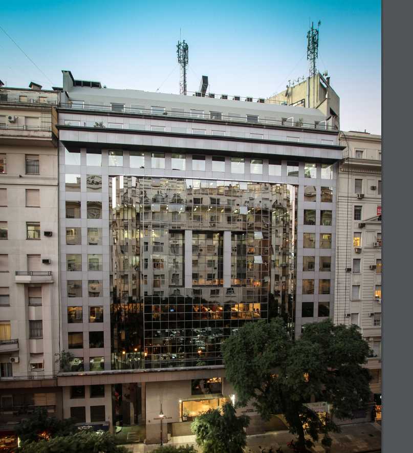 Oficina única en San Nicolás en Alquiler · 5 cocheras - Imagen 1