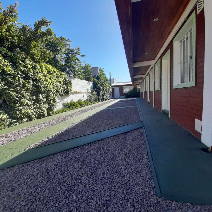 Departamento en Alquiler en Puerto Madryn · dueño directo · 1 dorm · cochera · 250 m² de lote - Imagen 4