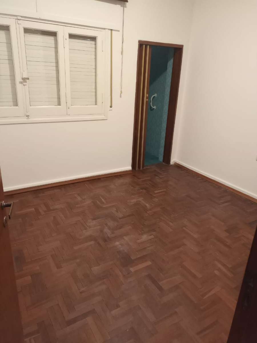 Casa en Córdoba en Venta · dueño directo · 3 dorm · cochera · 265 m² de lote - Imagen 4