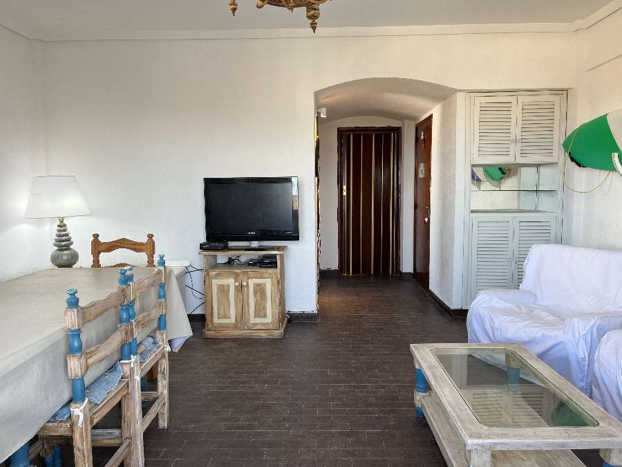 Departamento en Villa Gesell en Venta · dueño directo · 3 dorm · cochera · 70 m² de lote - Imagen 4