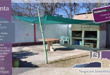 Casa en Merlo en Venta · 4 o más dorm · 6 ambientes · 5 cocheras · 770 m² de lote - Imagen 3