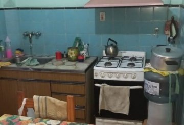 Casa en Venta en Hurlingham con · 2 dorm · 100 m² de lote - Imagen 3