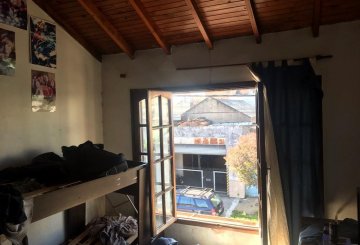 En Ramos Mejia, Casa en Venta · 2 dorm - Imagen 4