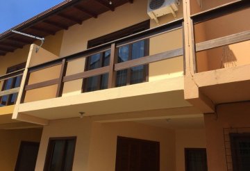 Casa en Brasil: en Venta · 2 dorm · 3 ambientes · cochera · 92 m² de lote - Imagen 2