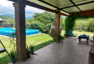 Excelente Casa en San Miguel de Tucumán en Venta · dueño directo · 3 dorm · 3 cocheras · 1.226 m² de lote - Imagen 3