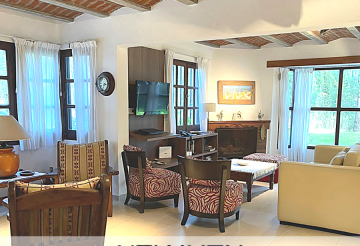 Casa en Venta Av. Divisadero, Carilo - Imagen 2