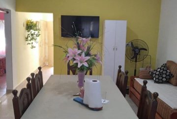 Casa en Venta en Gonzalez Catan con · dueño directo · 3 dorm · 2 cocheras · 300 m² de lote - Imagen 5