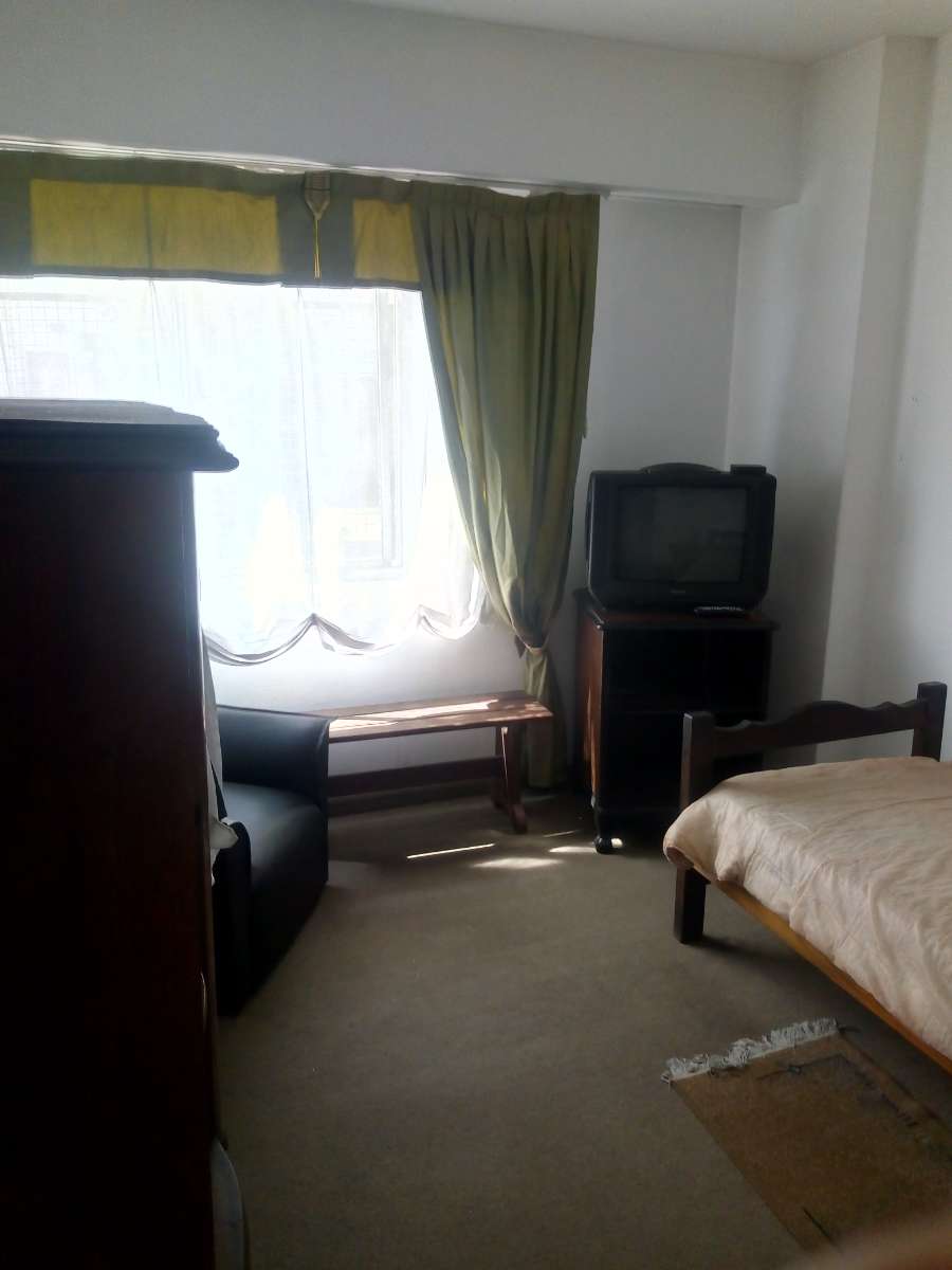 Av.Fondo de la Legua 2476, 