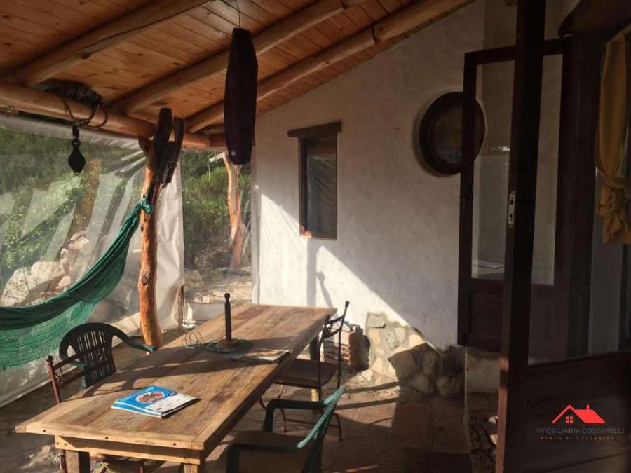 Emprendimiento en Venta en Villa Las Rosas · 2 dorm · 6 ambientes · 4 cocheras - Imagen 2