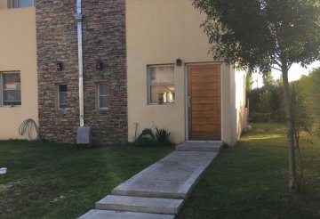 Casa disponible para la en Venta en Esteban Echeverria · barrio privado · dueño directo · 2 dorm · cochera - Imagen 2