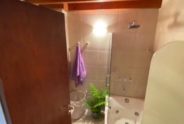 Excelente Casa en Quilmes en Venta · dueño directo · 3 dorm · cochera · 130 m² de lote - Imagen 3