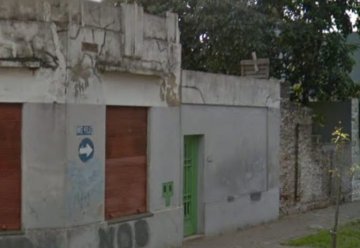 Propiedad a demoler ubicada en emblemática esquina de diaz velez - Rosario - Imagen 1
