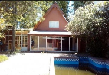 Excelente Casa en Río Cuarto en Venta · 3 dorm - Imagen 3