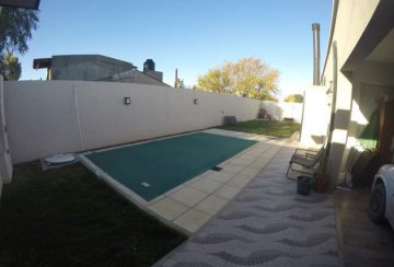 Casa en Río Cuarto en Venta · 1 dorm - Imagen 2