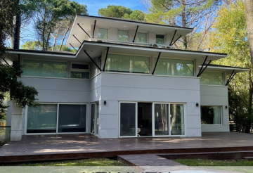 Casa en Venta Flamenco Entre Avellano Y Casuarina, Carilo - Imagen 2