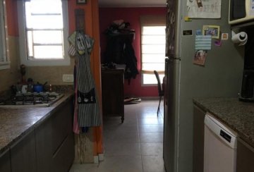 Casa en Venta en Necochea con · dueño directo · 4 o más dorm · 5 ambientes · 225 m² de lote - Imagen 5