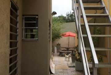 Casa en Venta en Necochea con · dueño directo · 4 o más dorm · 5 ambientes · 225 m² de lote - Imagen 2