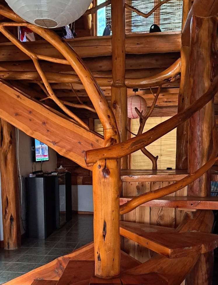 Casa en Venta en Bariloche, · dueño directo · 2 dorm · 2 cocheras · 1.268 m² de lote - Imagen 3