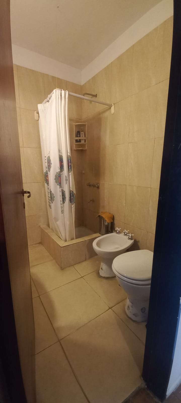 Avenida Fondo De La Legua 2400, Martínez, Provincia De Buenos Aires, 